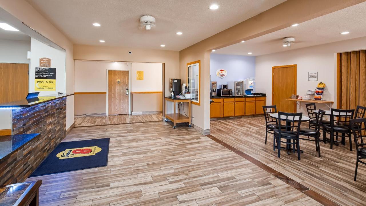 Super 8 By Wyndham Neillsville Wi Exterior foto