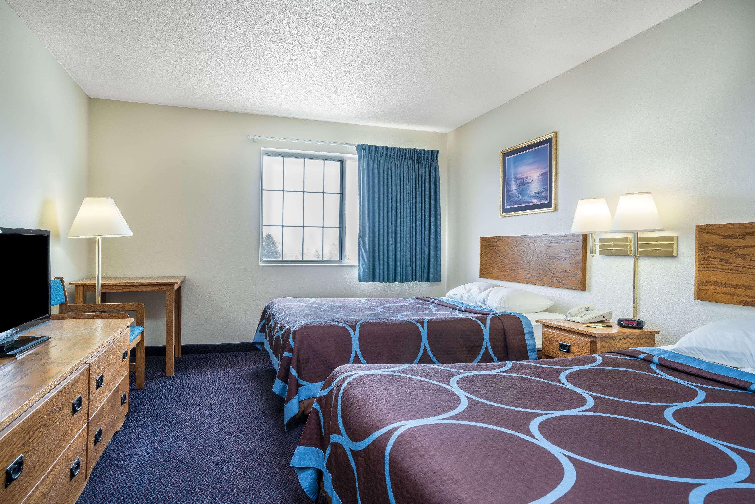 Super 8 By Wyndham Neillsville Wi Exterior foto